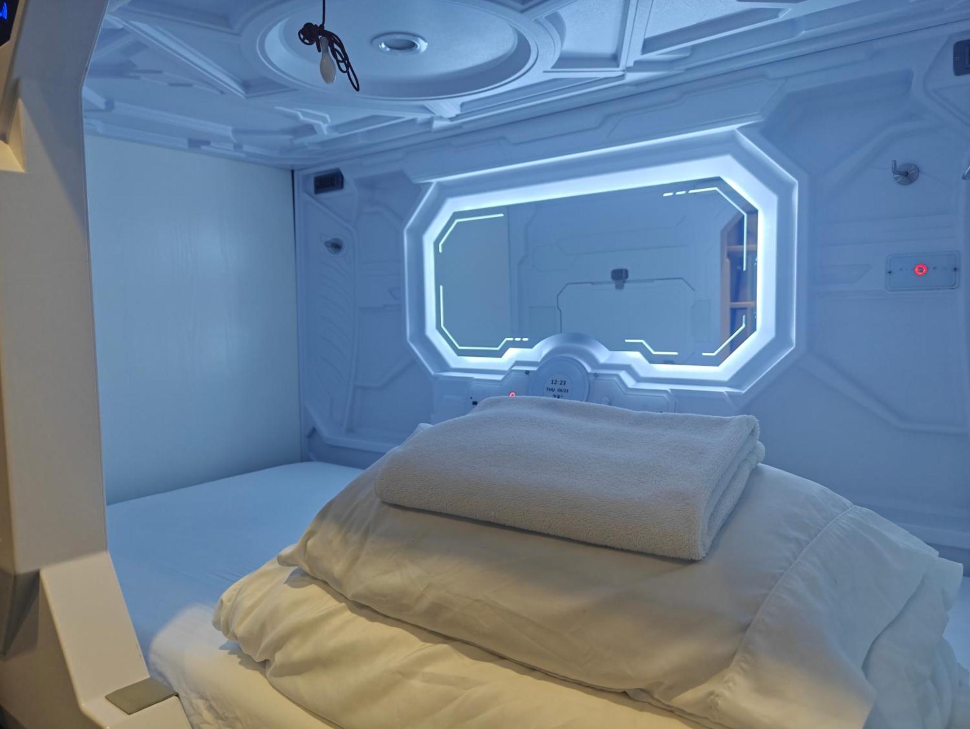 U Street Capsule Hostel Washington Exterior foto