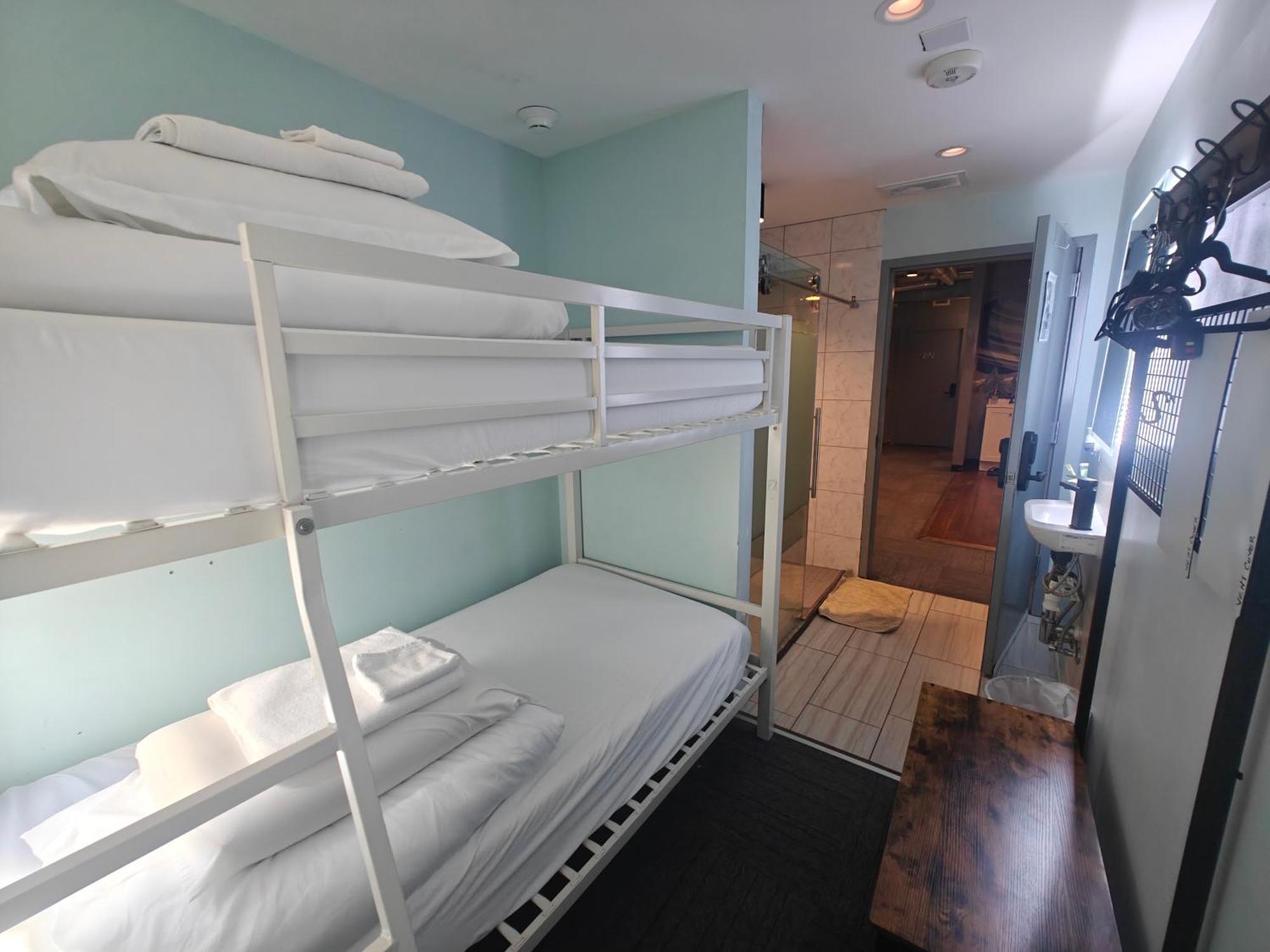 U Street Capsule Hostel Washington Exterior foto
